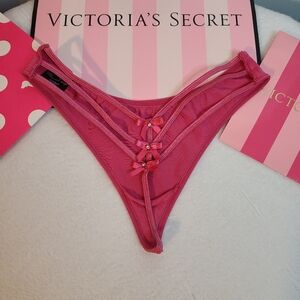 VTG VS Sexy Little Things Satin Strappy Back V-string Thong Panty Size Sm